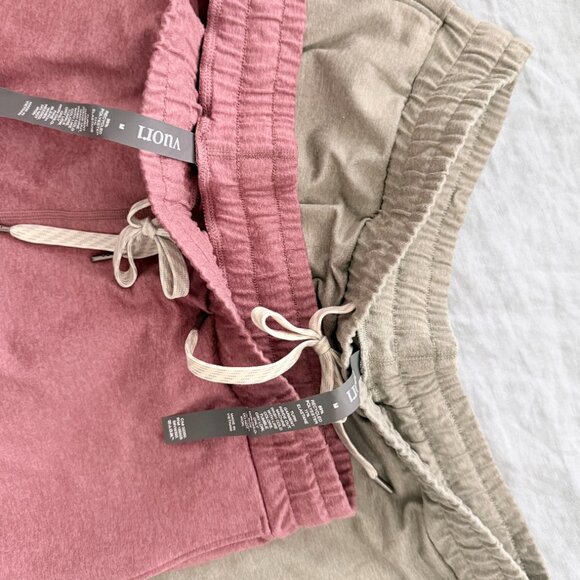 Vuori Joggers Bundle of 2 NWOT Medium Dusty Pink and Laurel Heather - Picture 11 of 12